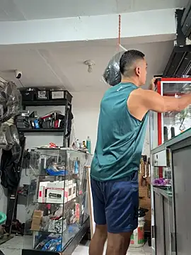 Snapshot of Terra-22cm chatting on 11/16/25, 02:11 Terra-22cm online show from 11/16/25, 02:11