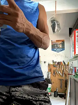 Snapshot of Terra-22cm chatting on 11/22/25, 02:27 Terra-22cm online show from 11/22/25, 02:27