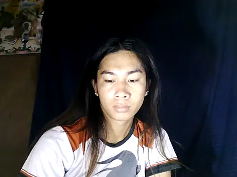 Snapshot of Asian_PrettyAle chatting on 09/17/25, 11:28 Asian PrettyAle online show from 09/17/25, 11:28