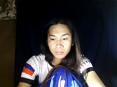 Snapshot of Asian_PrettyAle chatting on 09/19/25, 07:58 Asian PrettyAle online show from 09/19/25, 07:58