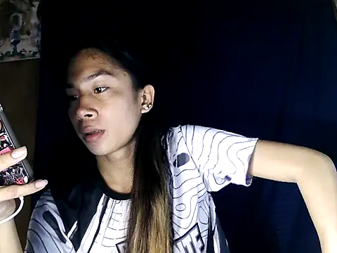 Snapshot of Asian_PrettyAle chatting on 09/20/25, 11:33 Asian PrettyAle online show from 09/20/25, 11:33