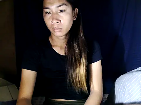 Snapshot of Asian_PrettyAle chatting on 09/25/25, 12:03 Asian PrettyAle online show from 09/25/25, 12:03