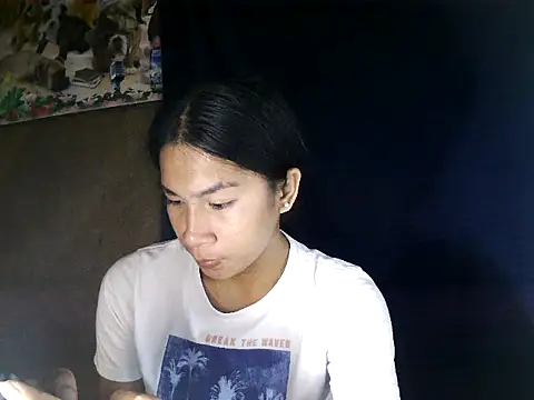 Snapshot of Asian_PrettyAle chatting on 10/01/25, 04:02 Asian PrettyAle online show from 10/01/25, 04:02