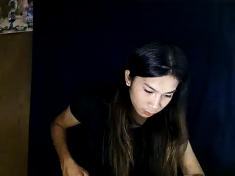 Snapshot of Asian_PrettyAle chatting on 10/11/25, 08:13 Asian PrettyAle online show from 10/11/25, 08:13