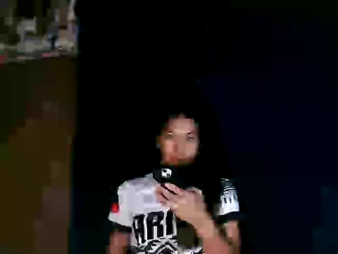 Snapshot of Asian_PrettyAle chatting on 11/02/25, 01:52 Asian PrettyAle online show from 11/02/25, 01:52