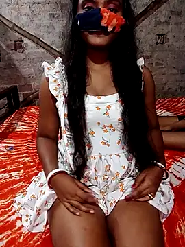 RAYI Queen 4 online show from 10/06/25, 06:38