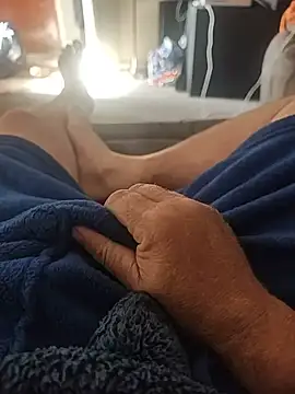 hubbyfun19 online show from 06/06/26, 07:46