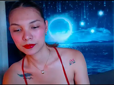 Mhinna online show from 03/26/26, 09:04