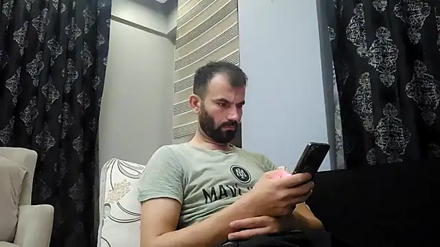 Snapshot of Apooabe chatting on 12/17/25, 03:40 Apooabe online show from 12/17/25, 03:40