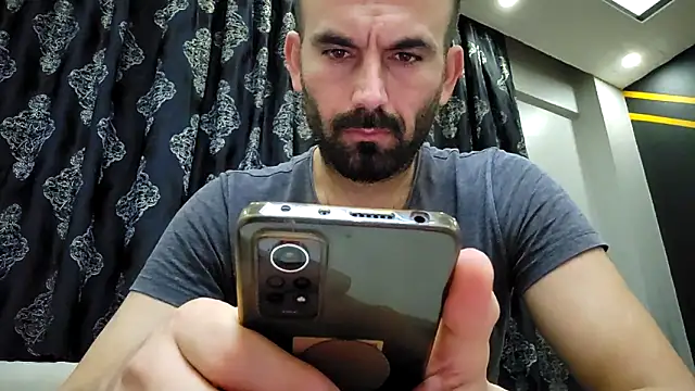 Snapshot of Apooabe chatting on 02/12/26, 05:30 Apooabe online show from 02/12/26, 05:30