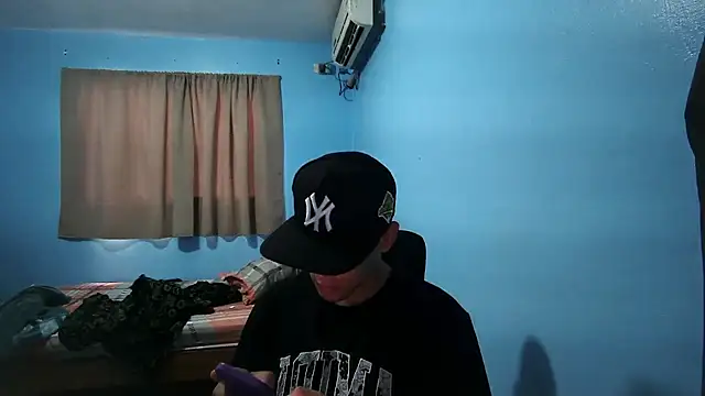 Jaket lovers online show from 12/05/25, 04:25