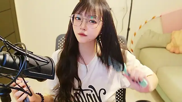 Yucheng  520 online show from 05/17/26, 04:43
