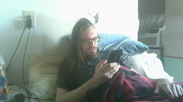 Snapshot of dandonn chatting on 07/31/26, 01:10 dandonn online show from 07/31/26, 01:10