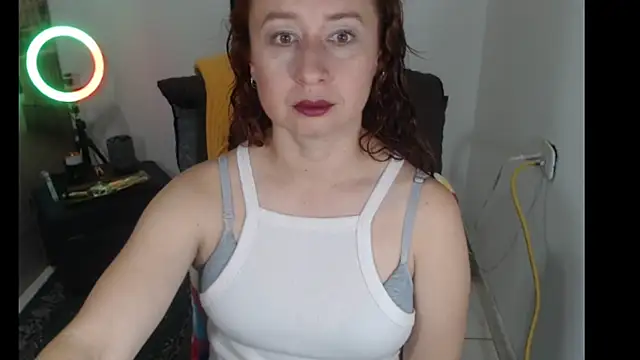 Milf Valeria online show from 10/07/25, 03:20