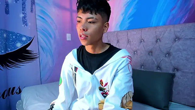 MaxiWildd online show from 02/10/26, 01:26