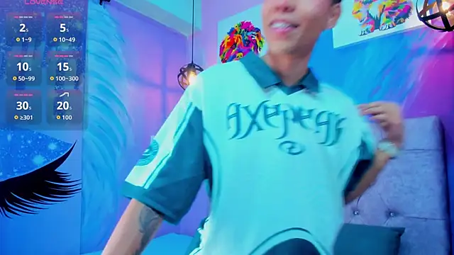 MaxiWildd online show from 03/30/26, 06:42