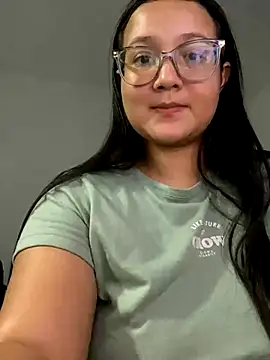 Snapshot of Kyleighc chatting on 10/26/25, 01:00 Kyleighc online show from 10/26/25, 01:00