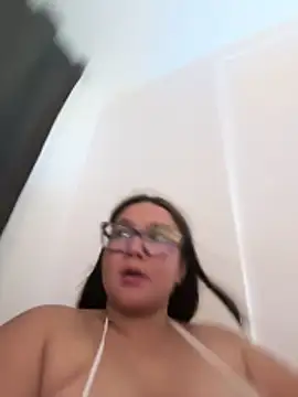 Kyleighc online show from 05/15/26, 11:45