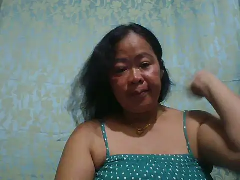 Snapshot of _maria_xx chatting on 05/04/26, 12:45 maria xx online show from 05/04/26, 12:45