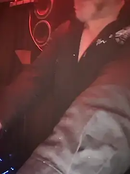 Wir2002Paar online show from 10/26/25, 12:49