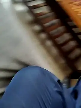 Snapshot of smartypremj chatting on 12/18/25, 10:10 smartypremj online show from 12/18/25, 10:10