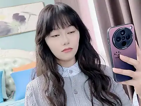 Snapshot of sarah111 chatting on 09/26/25, 02:15 sarah111 online show from 09/26/25, 02:15