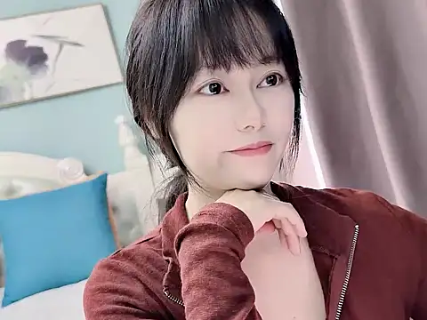 Snapshot of sarah111 chatting on 10/13/25, 03:39 sarah111 online show from 10/13/25, 03:39