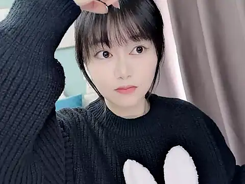 Snapshot of sarah111 chatting on 11/11/25, 02:55 sarah111 online show from 11/11/25, 02:55