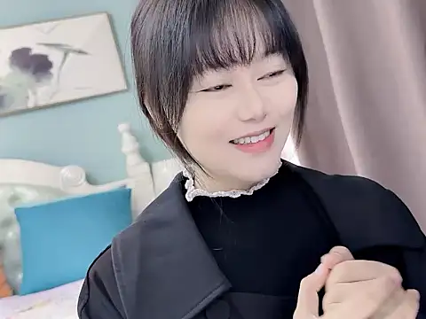 Snapshot of sarah111 chatting on 12/03/25, 03:36 sarah111 online show from 12/03/25, 03:36