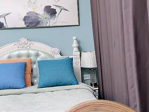 sarah111 online show from 12/23/25, 04:32