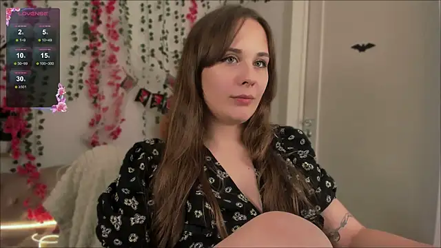 Snapshot of Rita_Wild chatting on 10/24/25, 05:26 Rita Wild online show from 10/24/25, 05:26