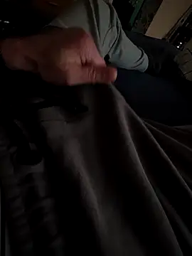 Snapshot of G-boy40 chatting on 11/11/25, 01:55 G-boy40 online show from 11/11/25, 01:55