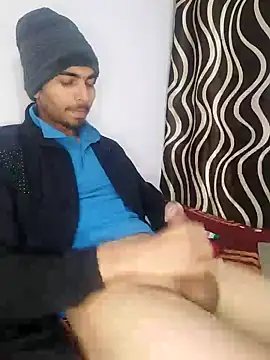 Sweetfucker  online show from 12/05/25, 08:34