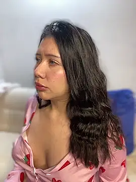 snow doll online show from 02/23/26, 05:21