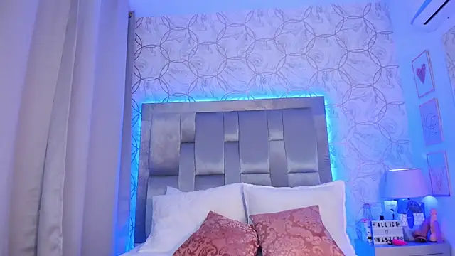 AlliceWinter online show from 09/23/25, 11:35