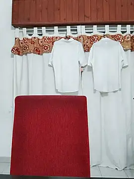 Bradd 32 online show from 11/17/25, 02:50