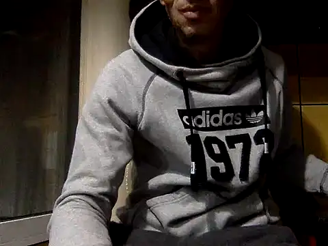 adiluci1 online show from 10/24/25, 05:53