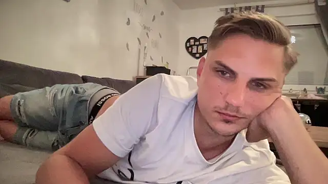 Sweetbooy90 online show from 06/03/26, 05:40