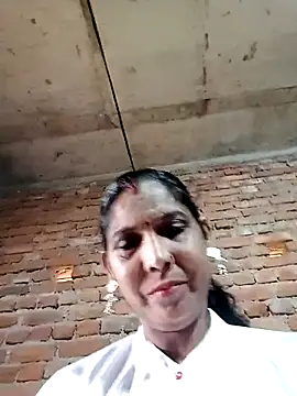 Snapshot of Savita992 chatting on 10/04/25, 05:38 Savita992 online show from 10/04/25, 05:38