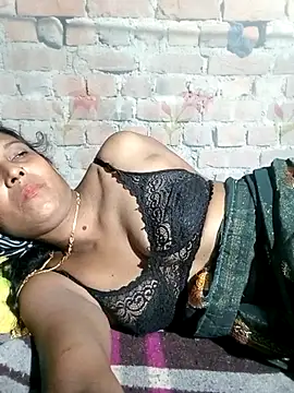 Snapshot of Savita992 chatting on 10/04/25, 11:47 Savita992 online show from 10/04/25, 11:47