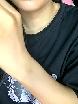 Linhtruong  online show from 09/29/25, 04:28