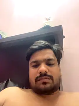 Snapshot of RajSharp321 chatting on 09/19/25, 12:23 RajSharp321 online show from 09/19/25, 12:23