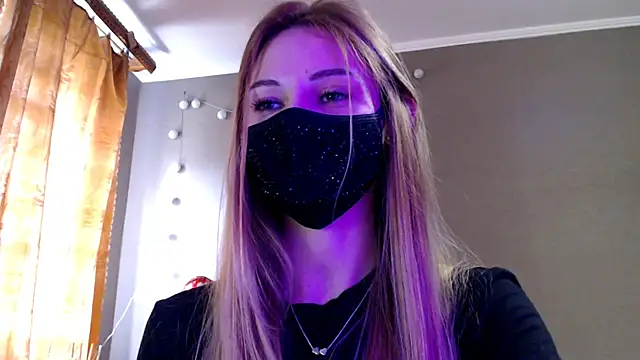 Iris lave online show from 03/08/26, 02:32