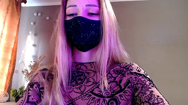 Iris lave online show from 03/15/26, 03:18