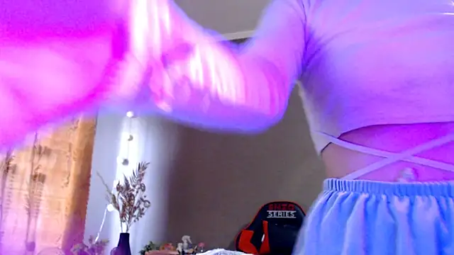 Iris lave online show from 04/05/26, 04:04