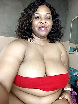 Snapshot of Moretl chatting on 11/11/25, 12:16 Moretl online show from 11/11/25, 12:16