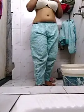 Snapshot of jaanu_sex_girl chatting on 10/25/25, 03:36 jaanu sex girl online show from 10/25/25, 03:36