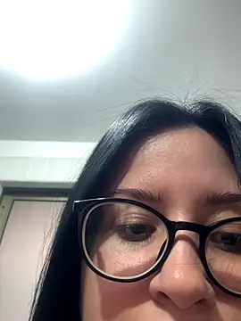 lucy grey25 online show from 09/24/25, 10:13