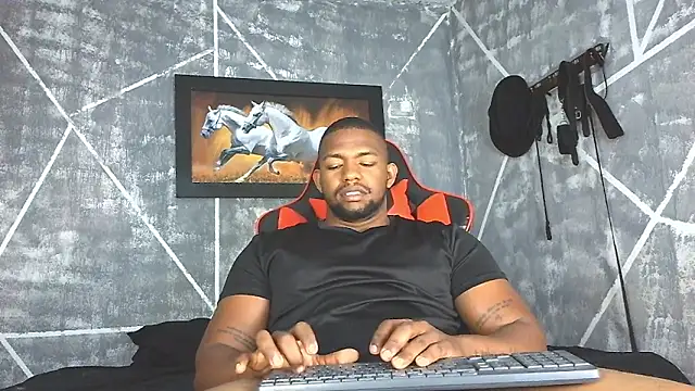 Snapshot of big_blackmen19 chatting on 05/25/26, 01:28 big blackmen19 online show from 05/25/26, 01:28