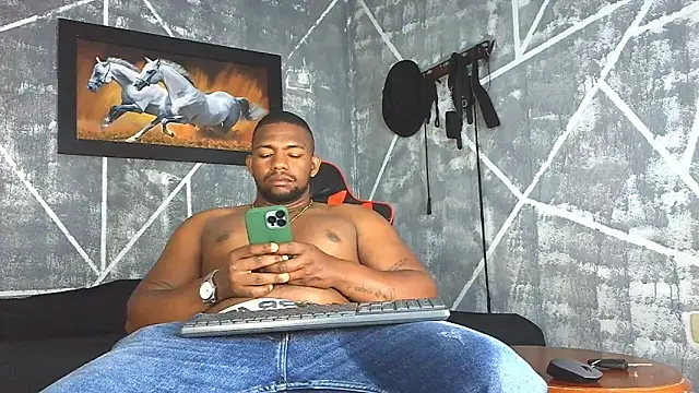 Snapshot of big_blackmen19 chatting on 05/26/26, 01:40 big blackmen19 online show from 05/26/26, 01:40